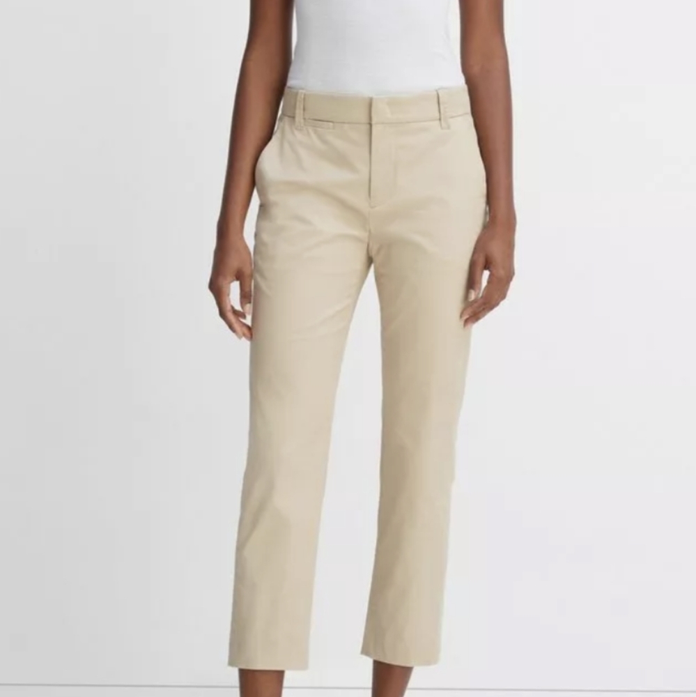 Ann Taylor Tan Ankle Length Chinos Size 4P. Side Pockets. Ankle Slits